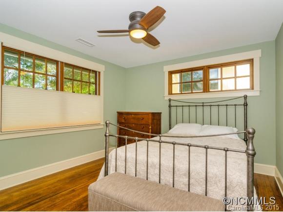 156 Rumbough Place Asheville NC 28806