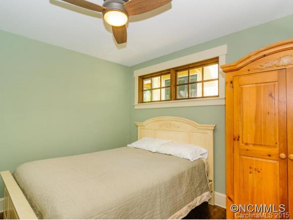 156 Rumbough Place Asheville NC 28806