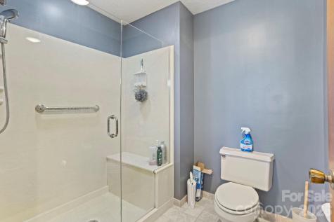 404 W Browning Road Hendersonville NC 28791