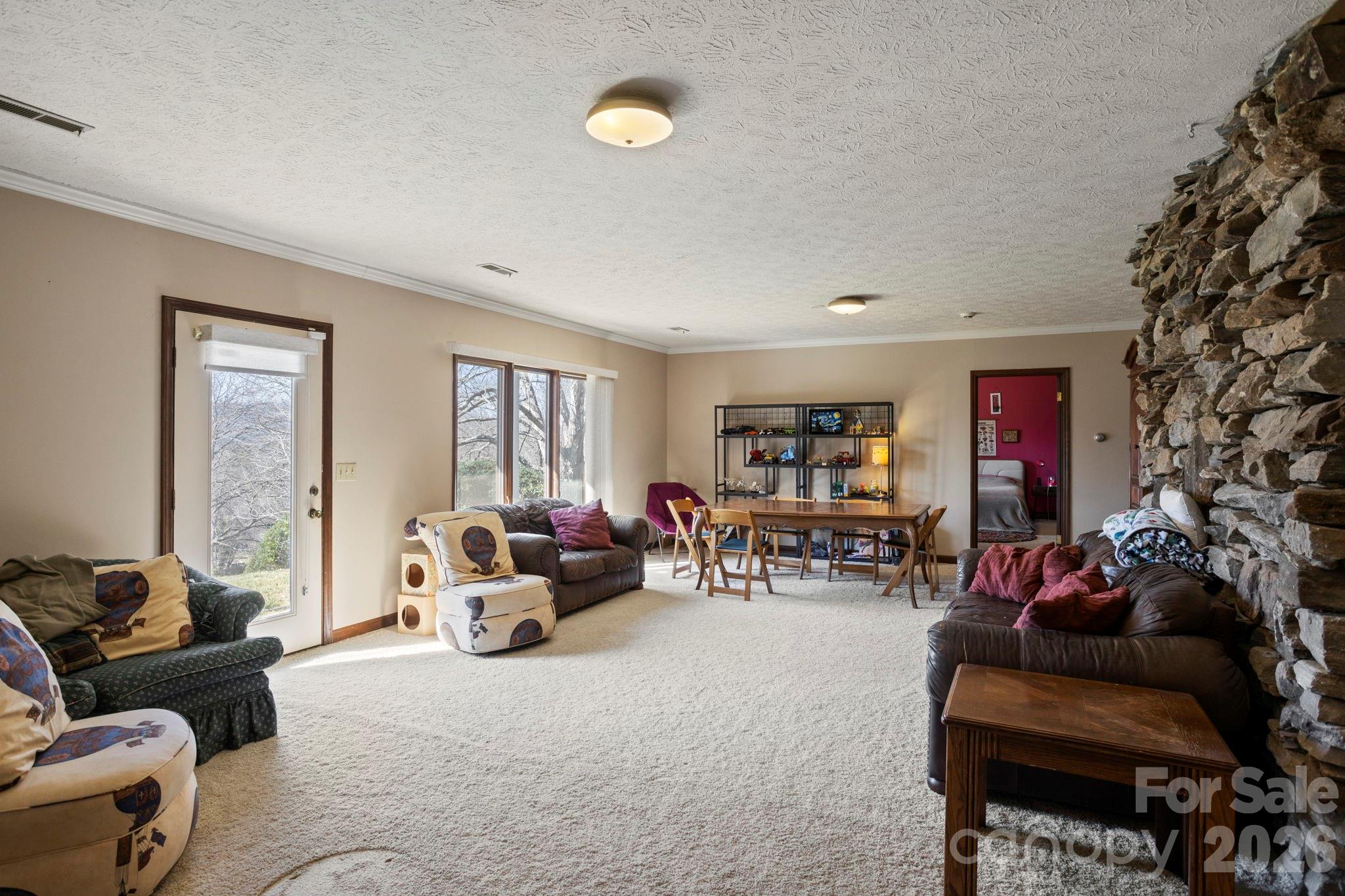 404 W Browning Road Hendersonville NC 28791
