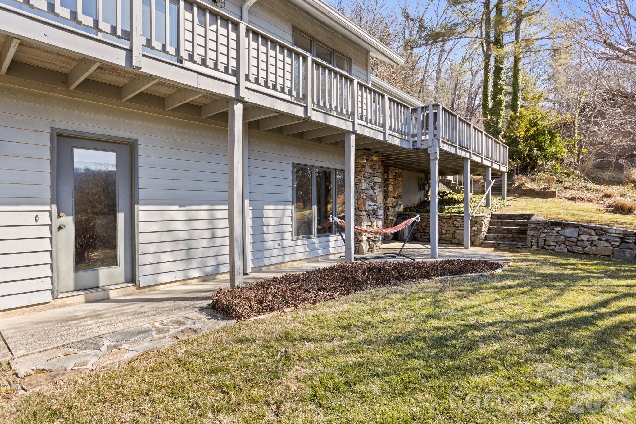 404 W Browning Road Hendersonville NC 28791