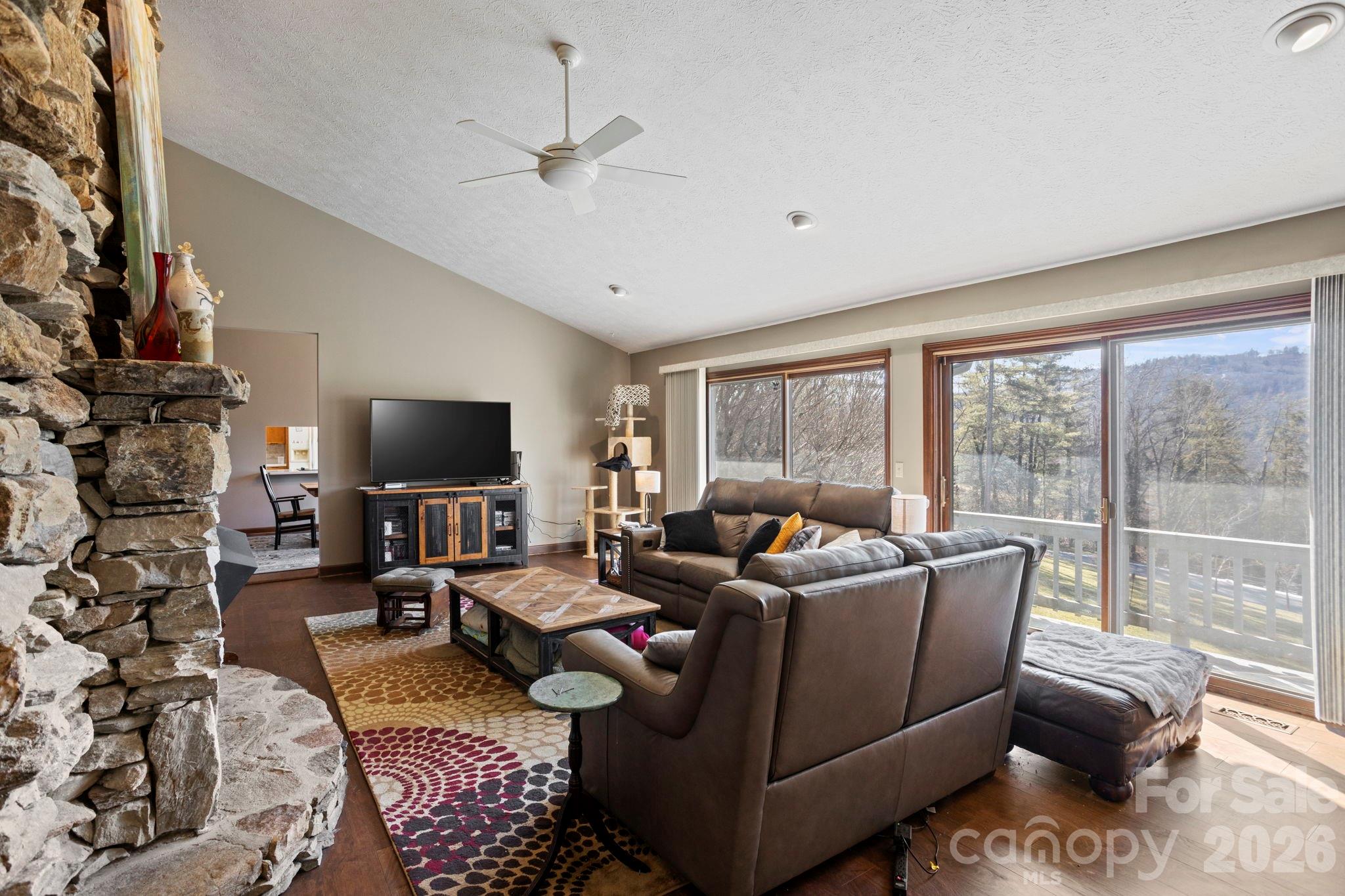 404 W Browning Road Hendersonville NC 28791