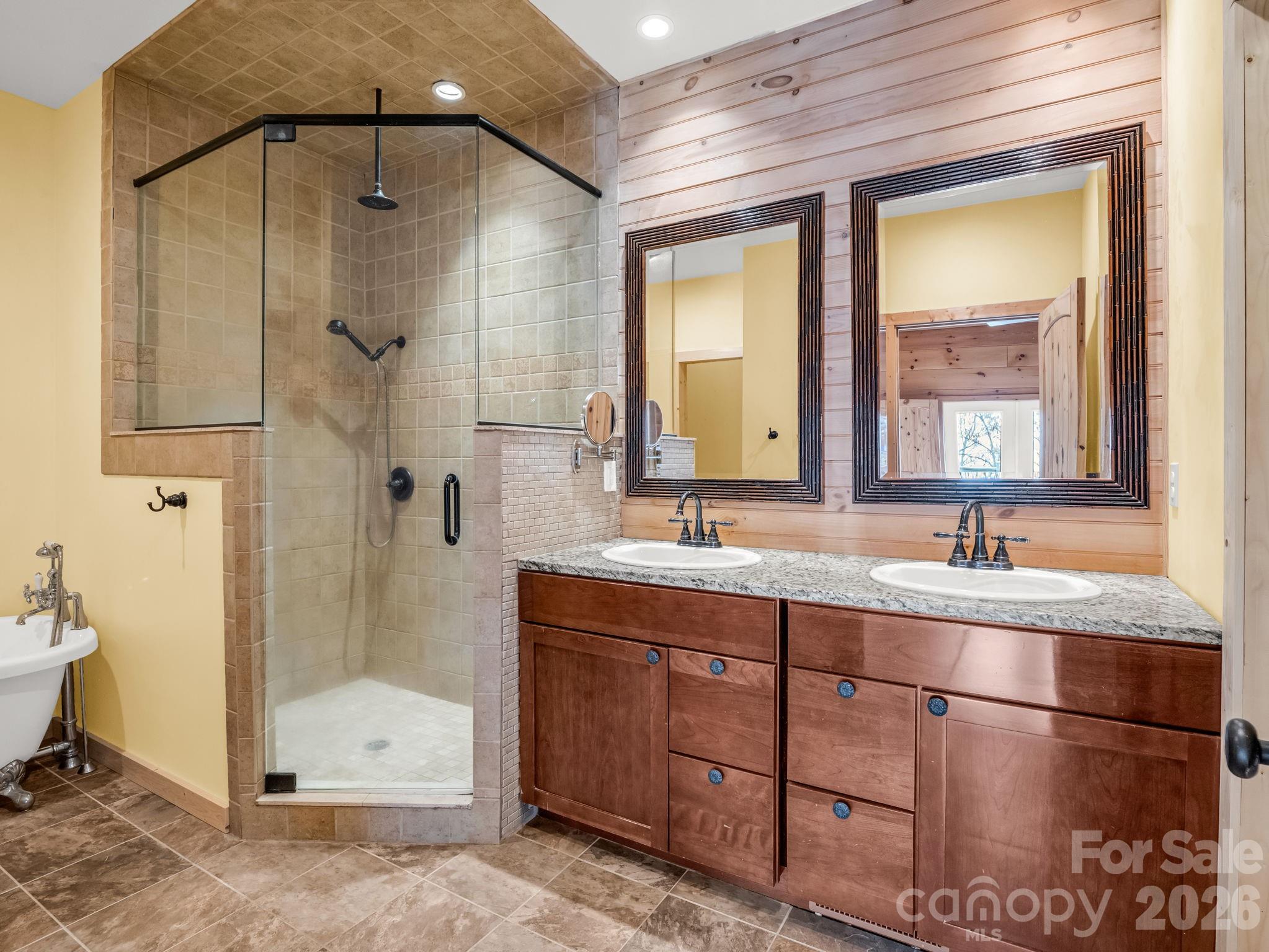 110 Chetan Way Lake Lure NC 28746