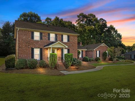 1202 Pineview Street Albemarle NC 28001