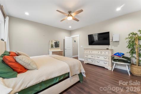 126 Doe Path Circle Hudson NC 28638