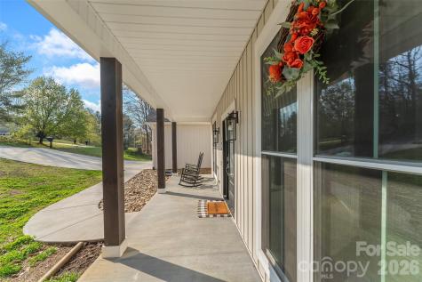 126 Doe Path Circle Hudson NC 28638
