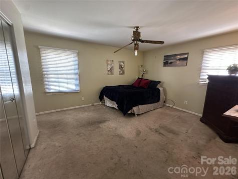 6120 Farm Pond Lane Charlotte NC 28212