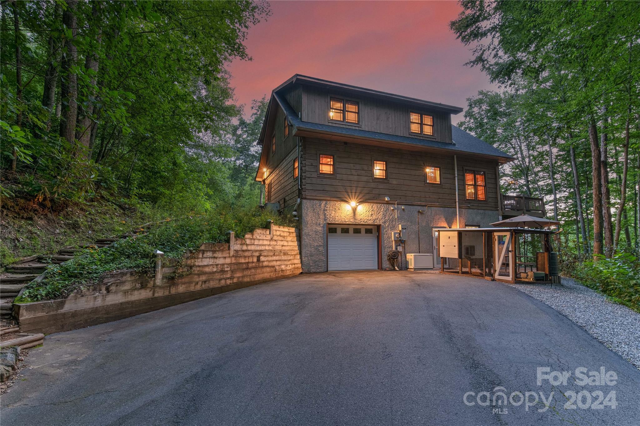 531 Sweetwater Drive Canton NC 28716