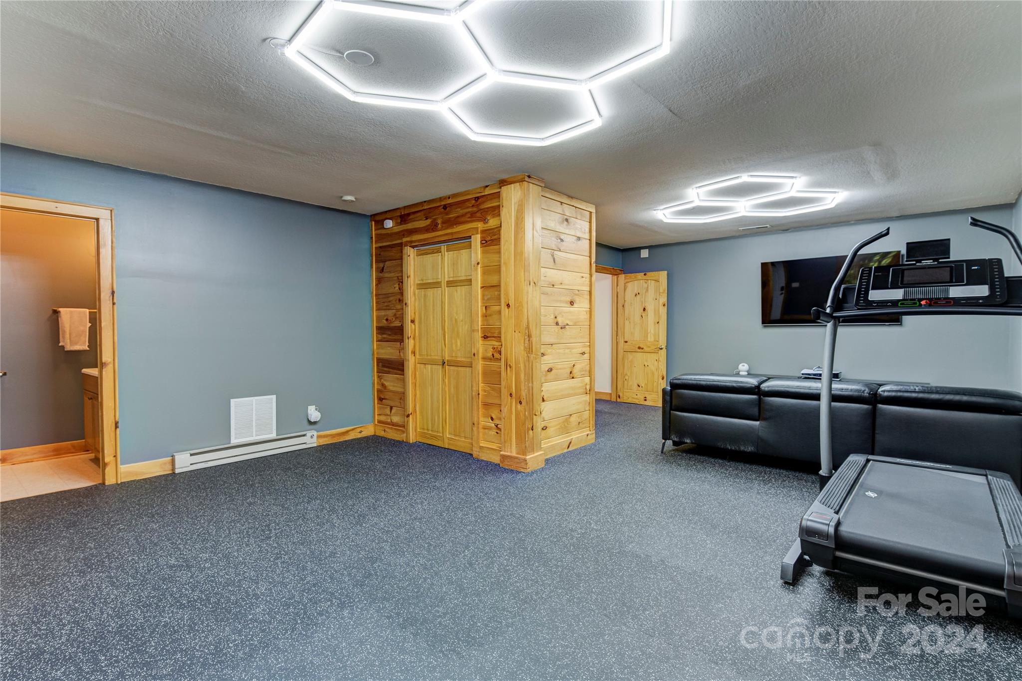 531 Sweetwater Drive Canton NC 28716