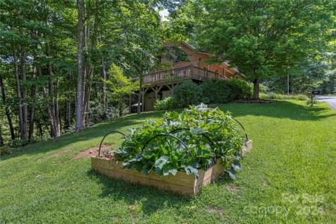 531 Sweetwater Drive Canton NC 28716