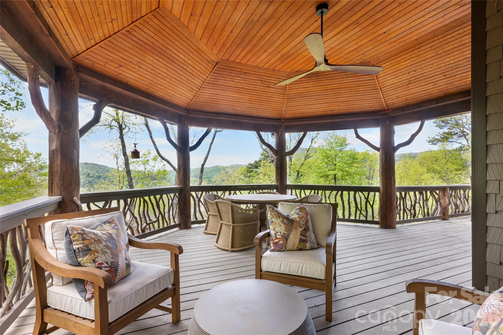 536 Hawk Mountain Road Lake Toxaway NC 28747