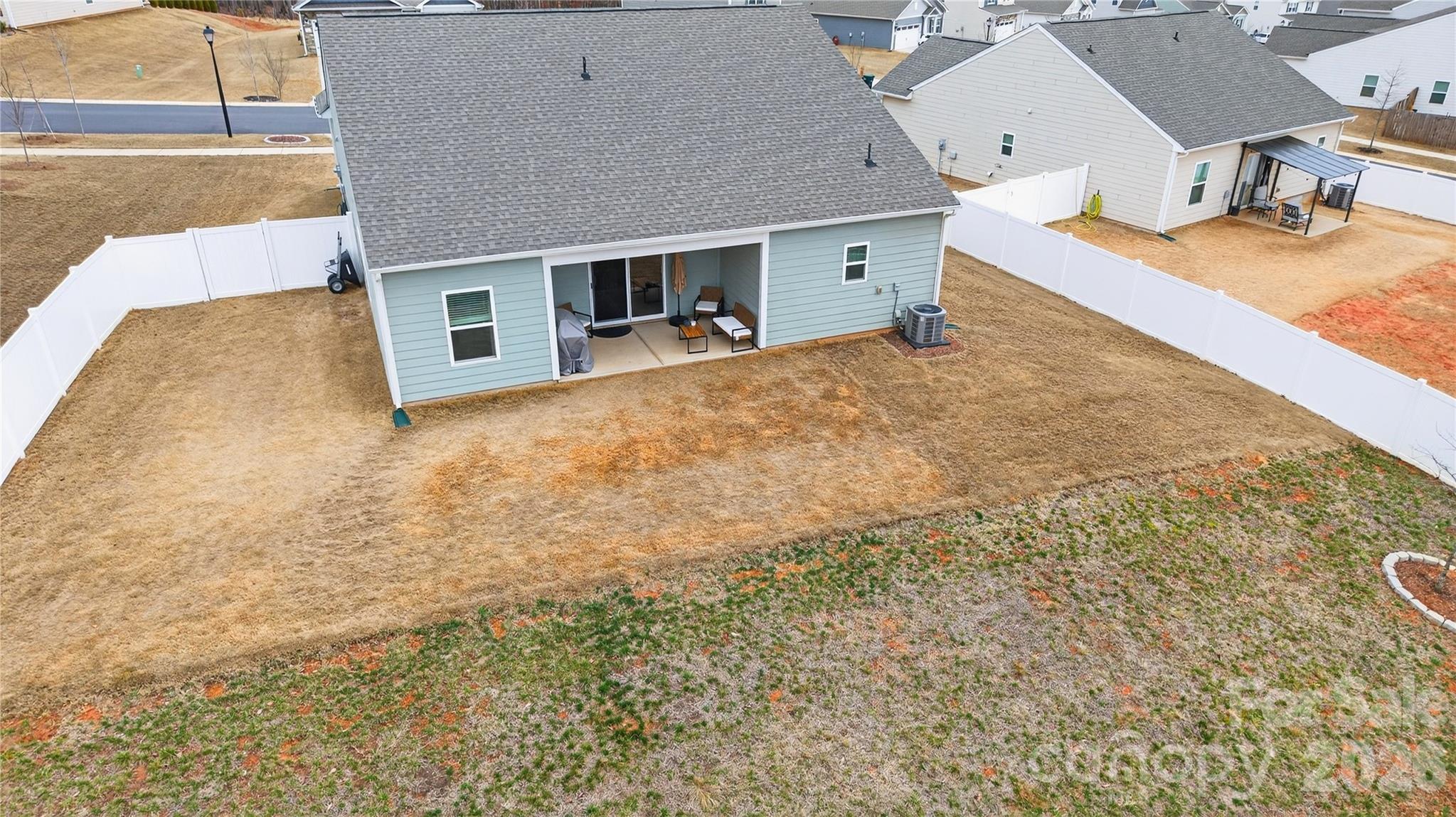 131 N Sina Street Troutman NC 28166