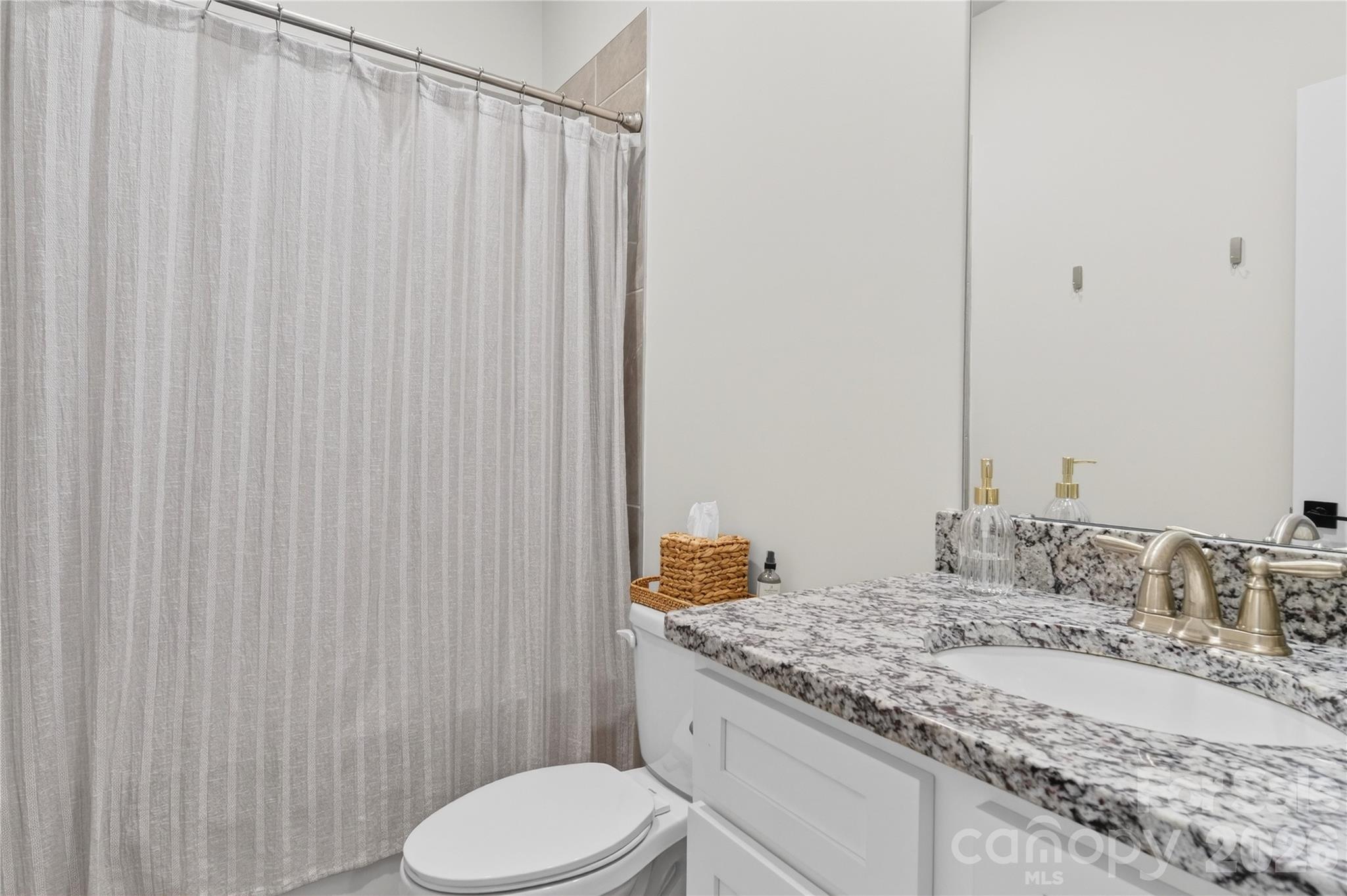 131 N Sina Street Troutman NC 28166