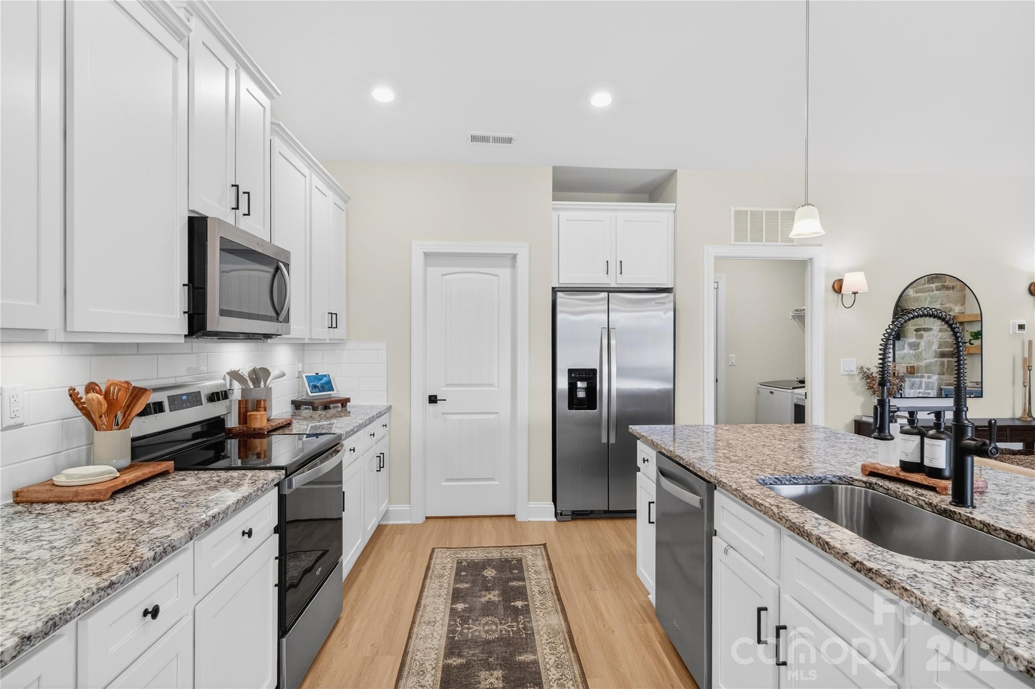 131 N Sina Street Troutman NC 28166