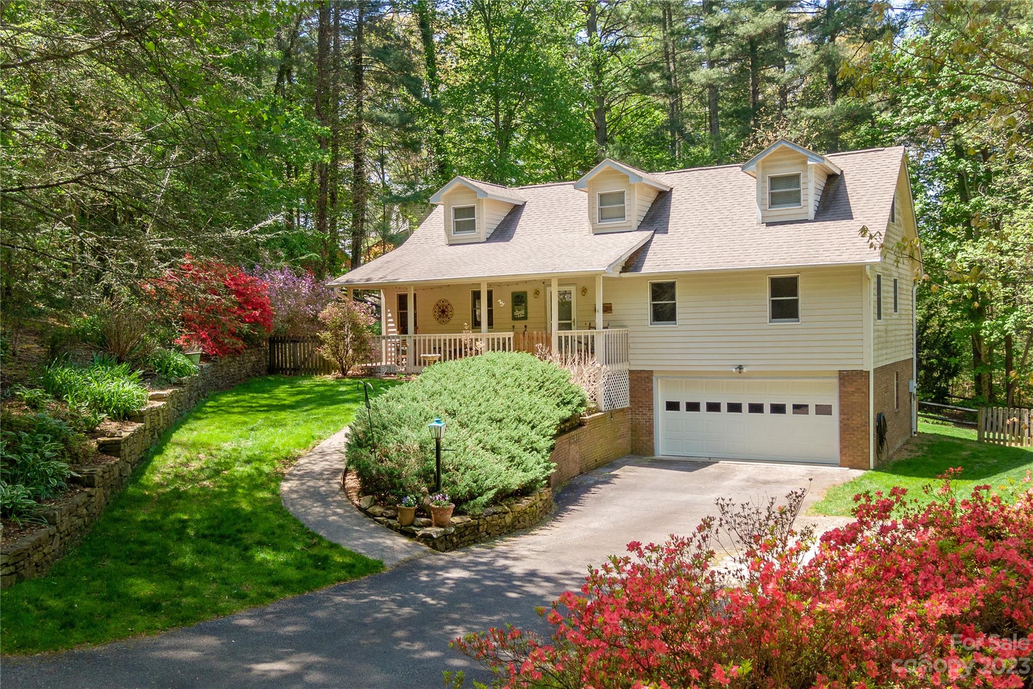 14 Enchanted Lane Fletcher NC 28732