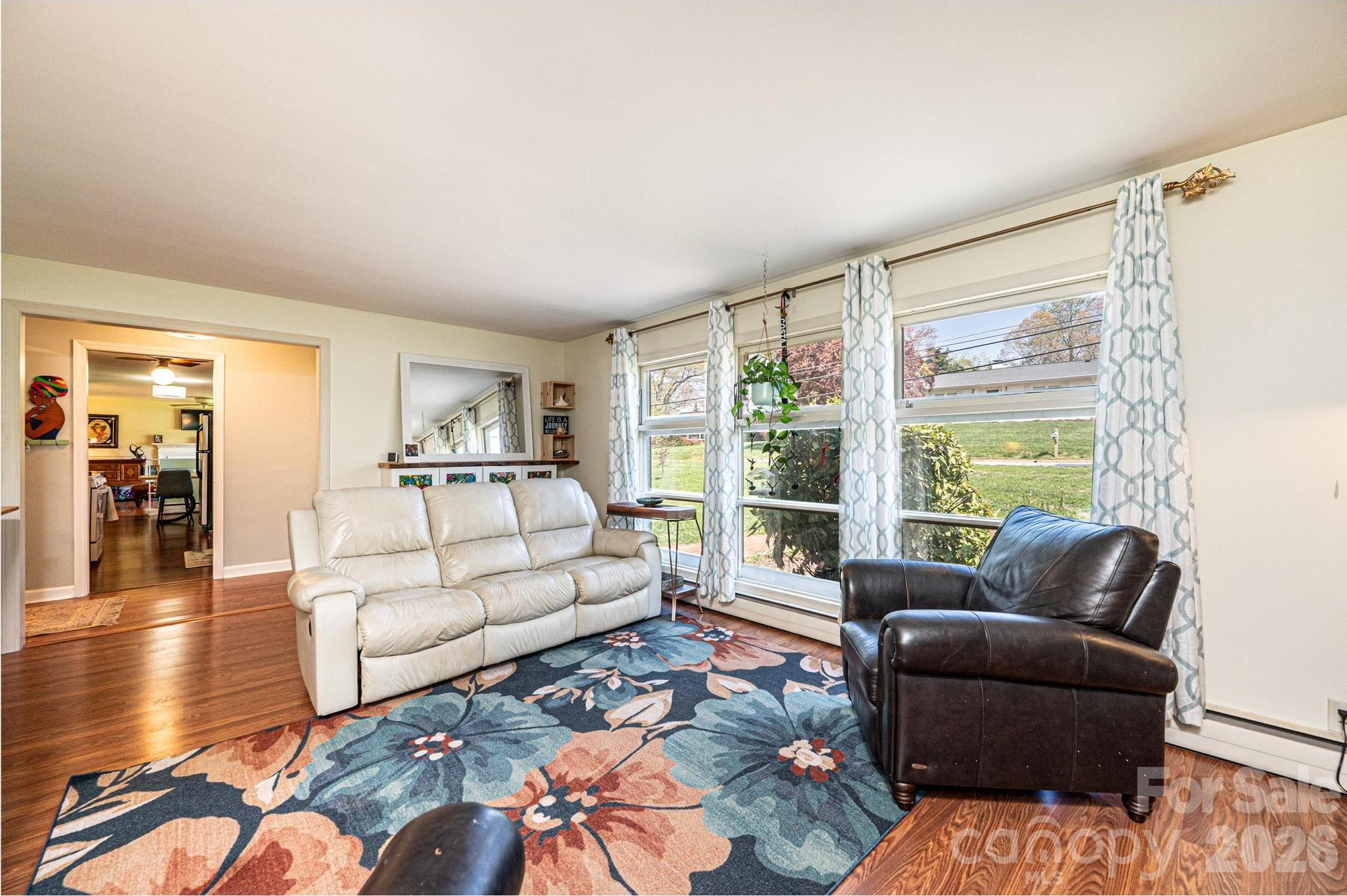 145 21st Avenue NW Hickory NC 28601