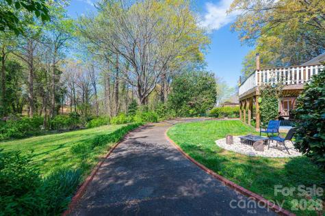 145 21st Avenue NW Hickory NC 28601