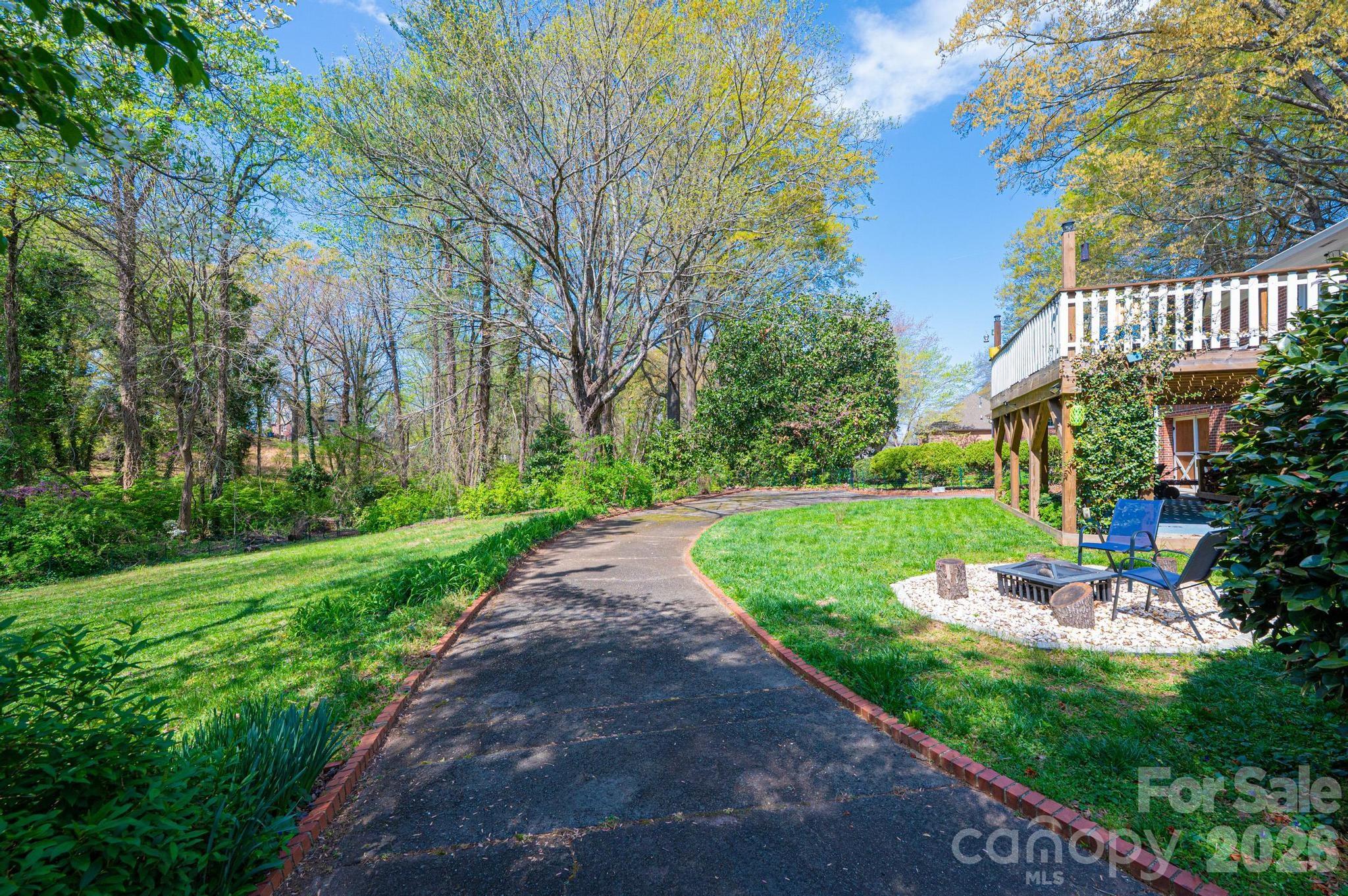 145 21st Avenue NW Hickory NC 28601