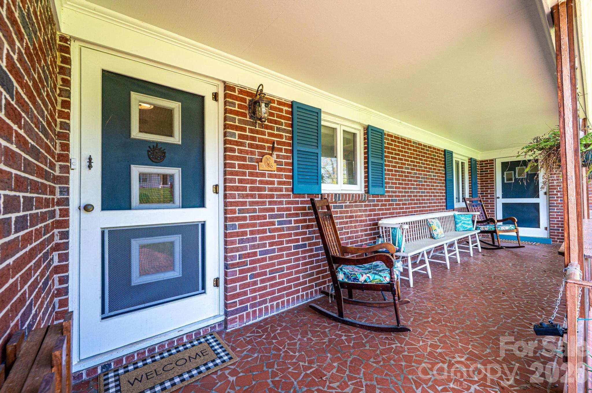145 21st Avenue NW Hickory NC 28601