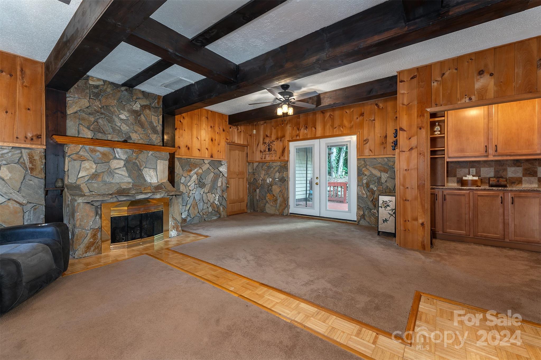 15 Fairview Hills Drive Fairview NC 28730