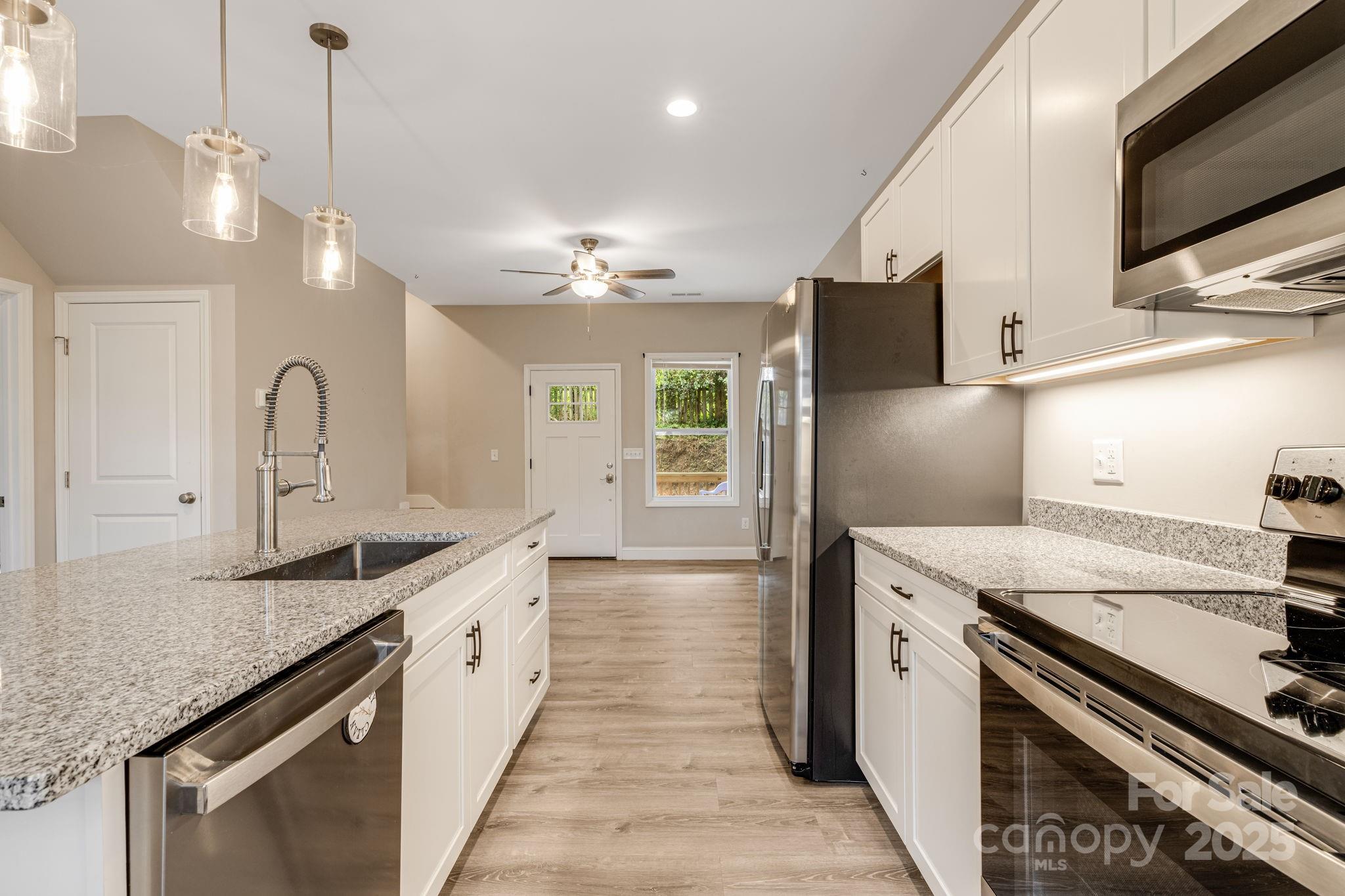 92 Moody Avenue Asheville NC 28715