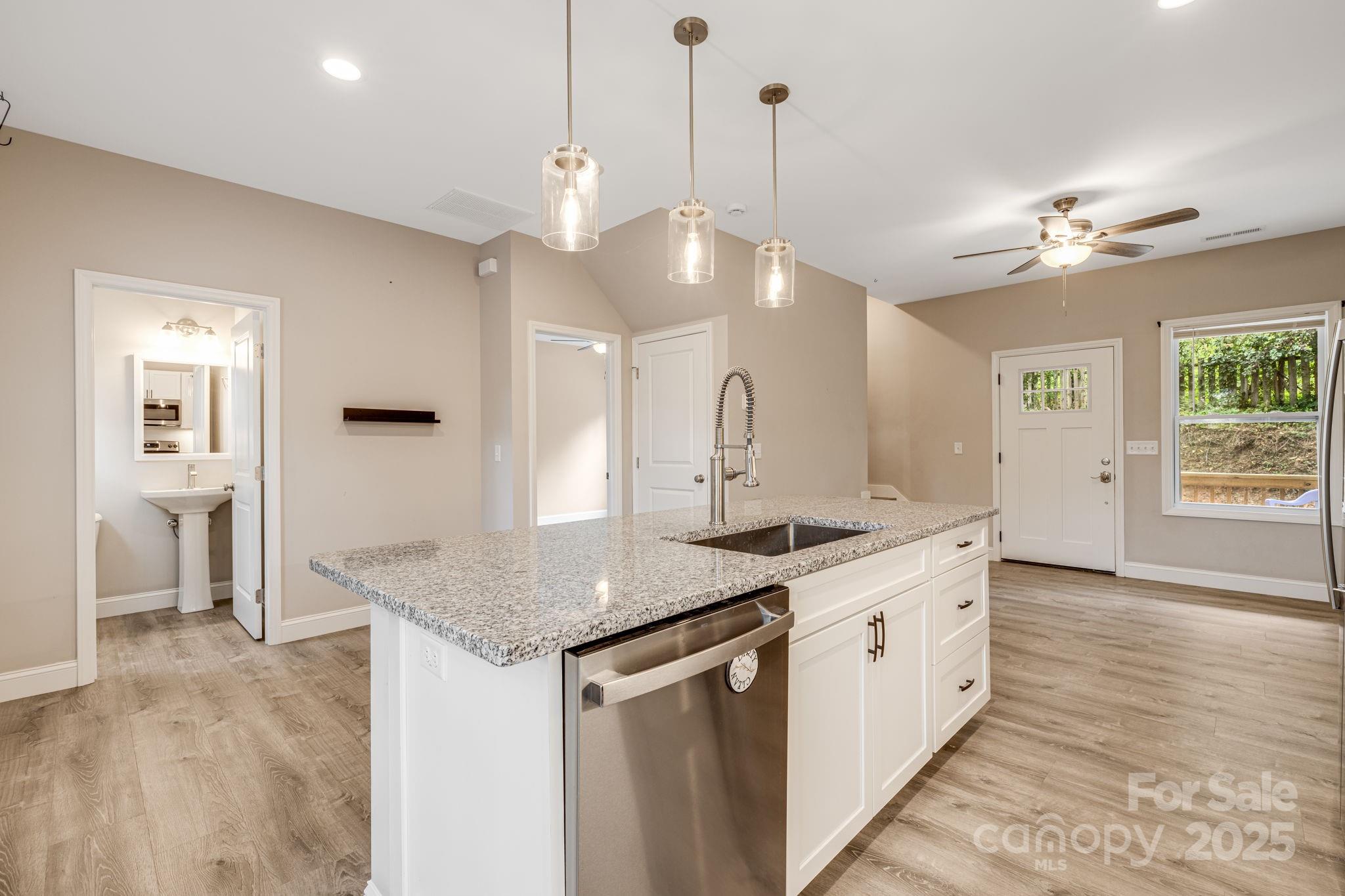 92 Moody Avenue Asheville NC 28715