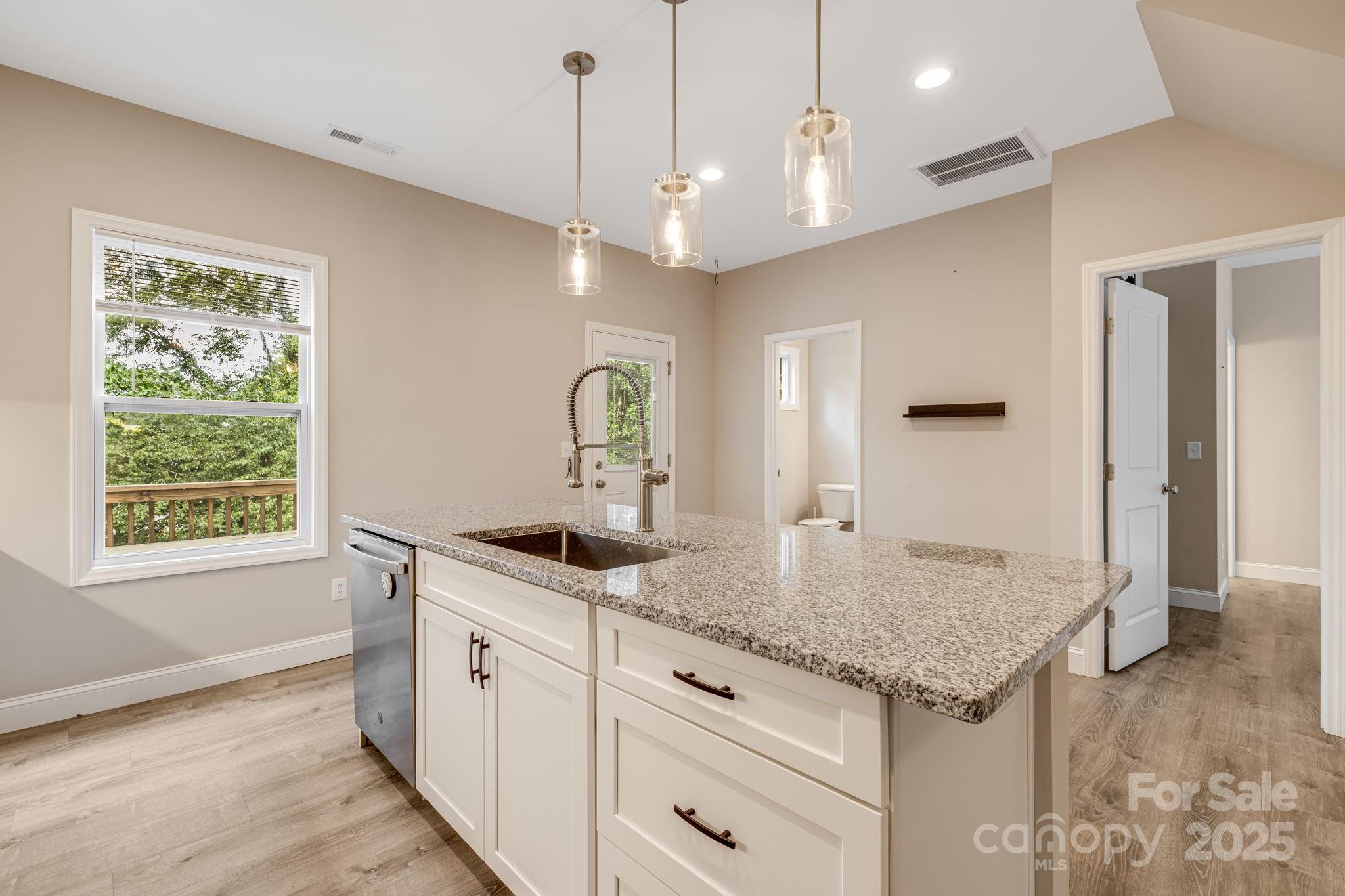 92 Moody Avenue Asheville NC 28715