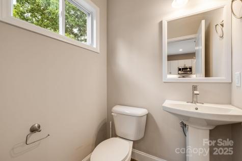 92 Moody Avenue Asheville NC 28715