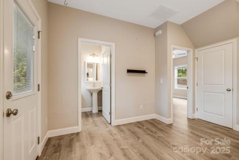 92 Moody Avenue Asheville NC 28715