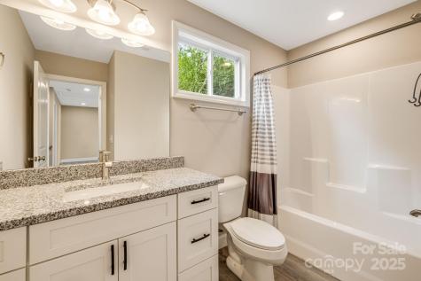 92 Moody Avenue Asheville NC 28715