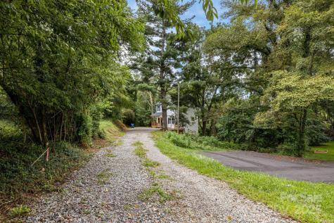 92 Moody Avenue Asheville NC 28715