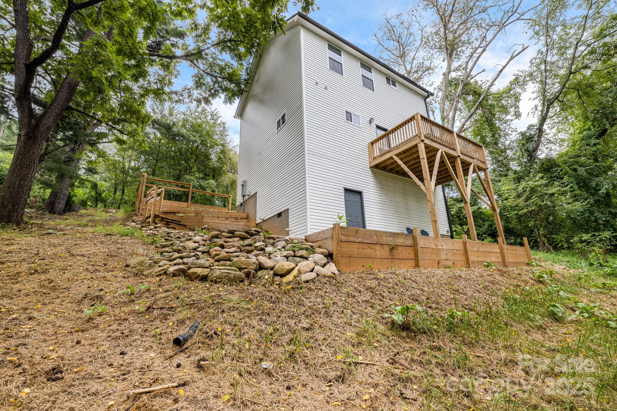 92 Moody Avenue Asheville NC 28715