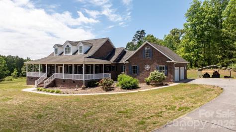 7008 Peyronel Street Connelly Springs NC 28612