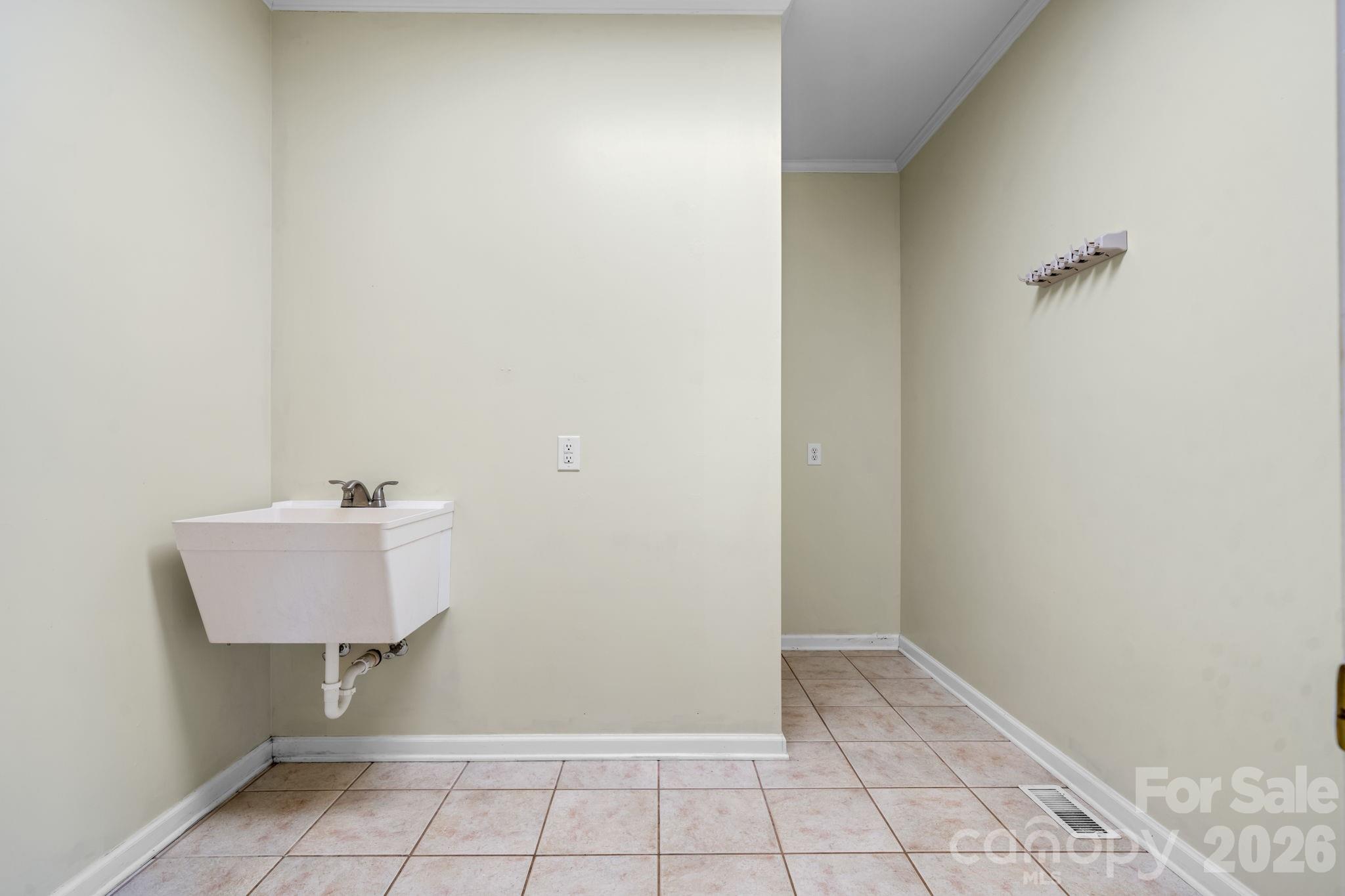 7008 Peyronel Street Connelly Springs NC 28612