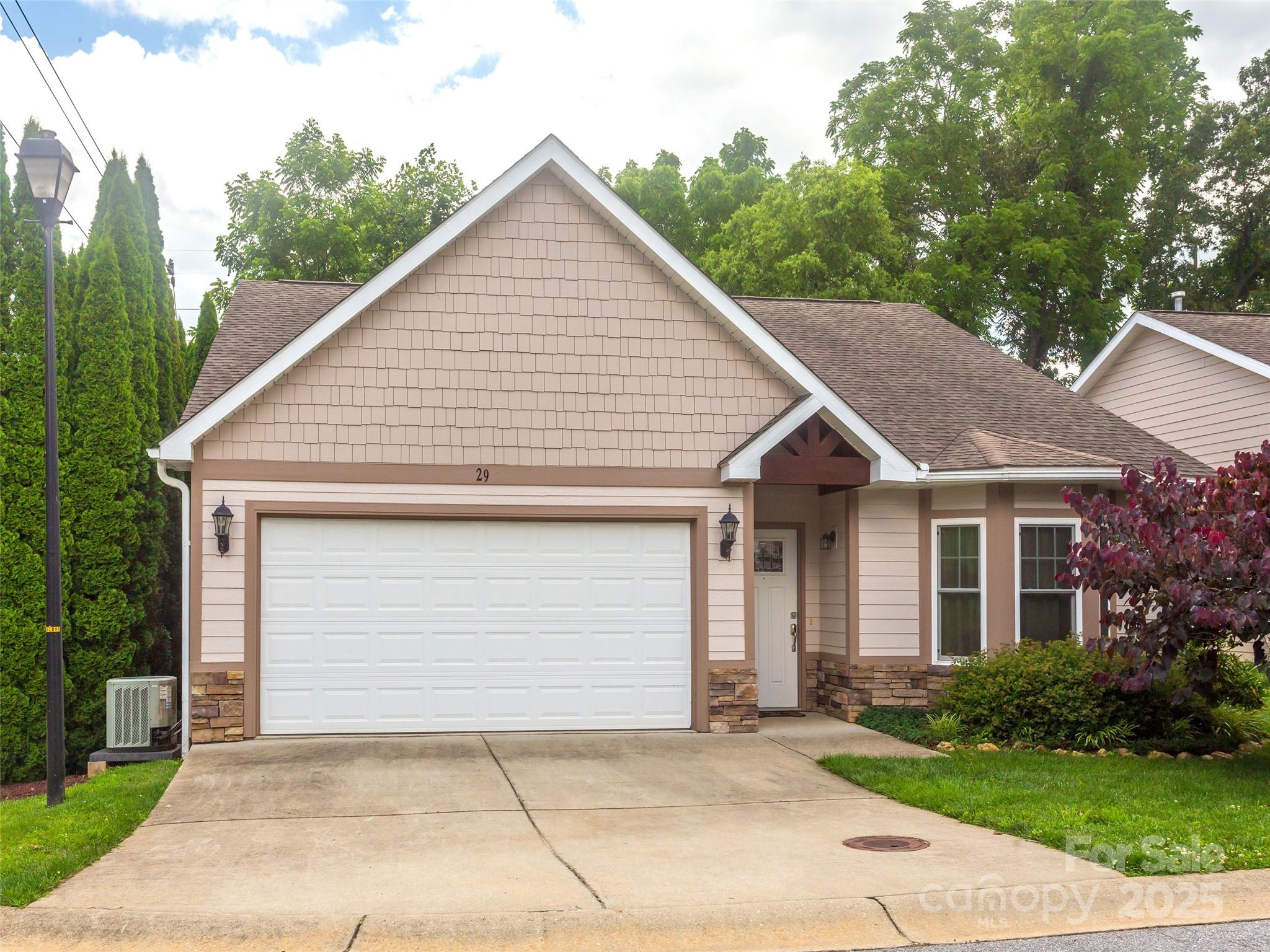 29 Kaylor Drive Arden NC 28704