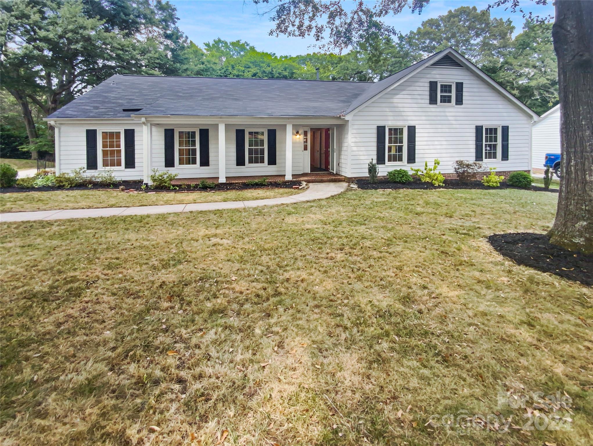 4709 Dawnridge Drive Charlotte NC 28226