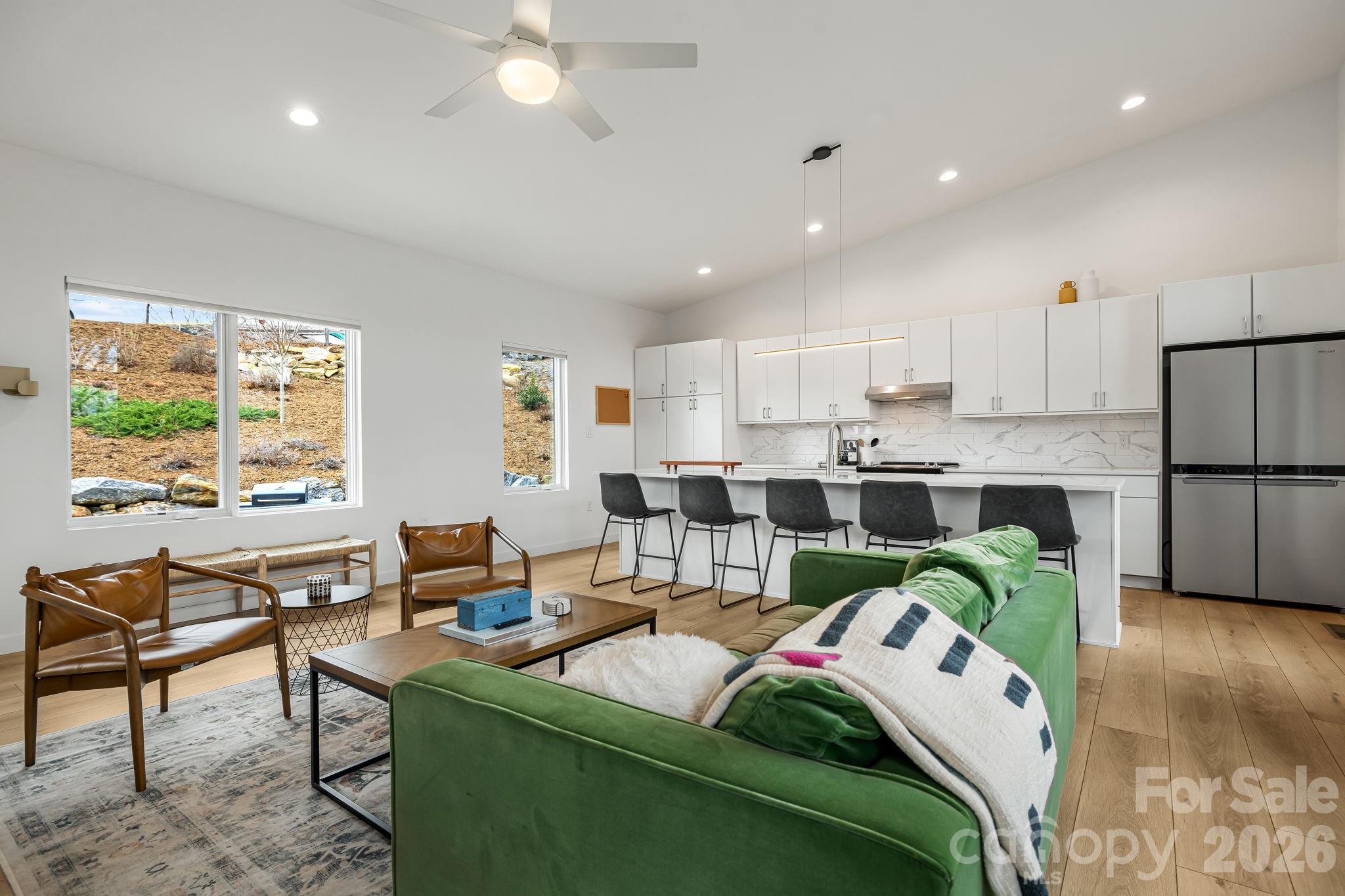 306 Broad Vista Lane Asheville NC 28804