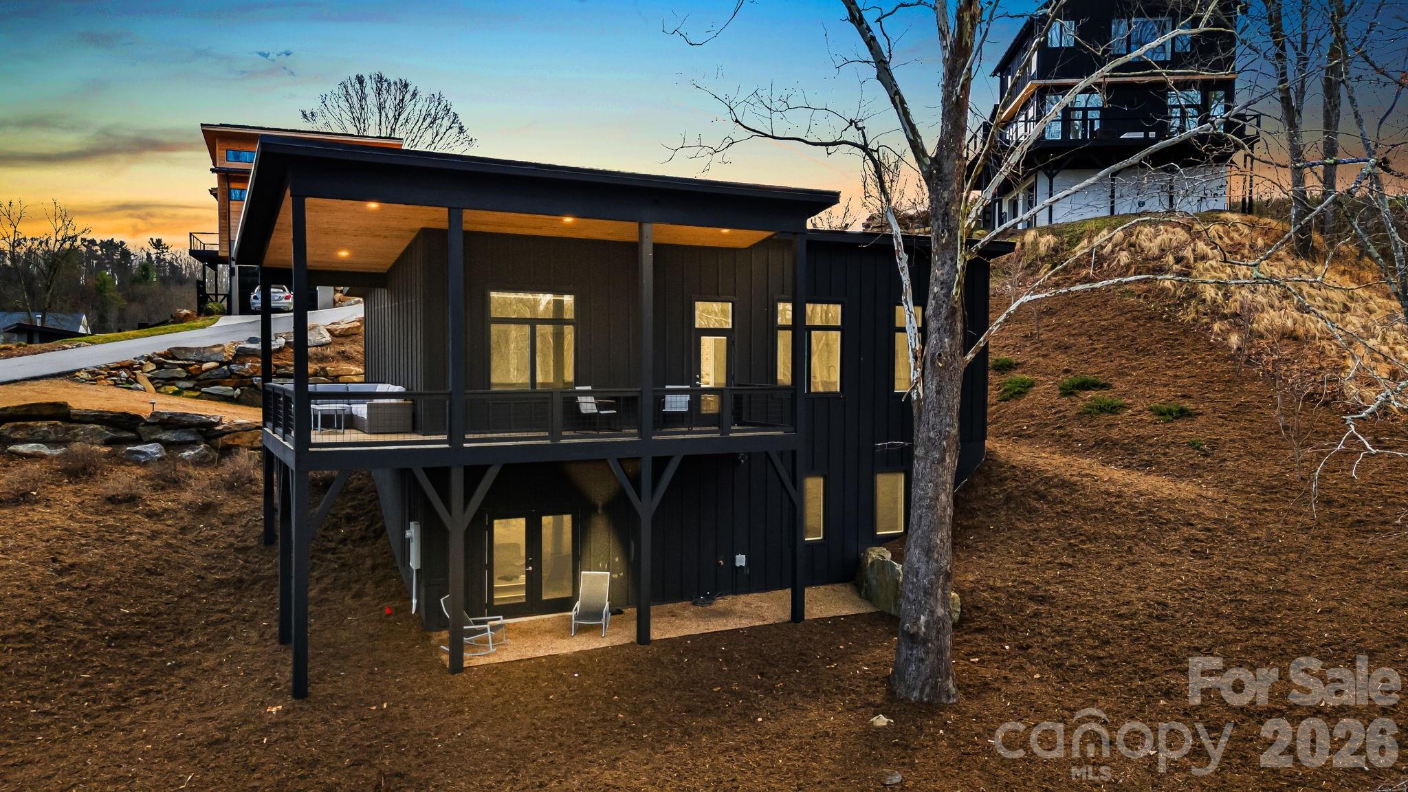 306 Broad Vista Lane Asheville NC 28804