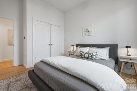 306 Broad Vista Lane Asheville NC 28804