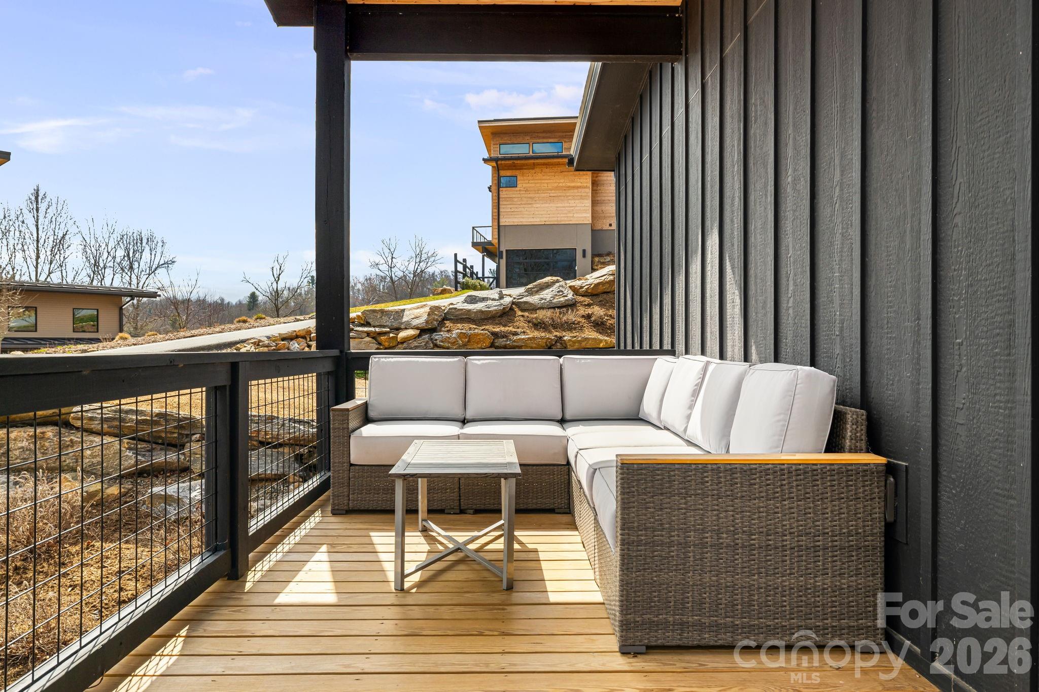 306 Broad Vista Lane Asheville NC 28804
