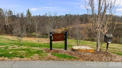 306 Broad Vista Lane Asheville NC 28804
