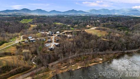 306 Broad Vista Lane Asheville NC 28804