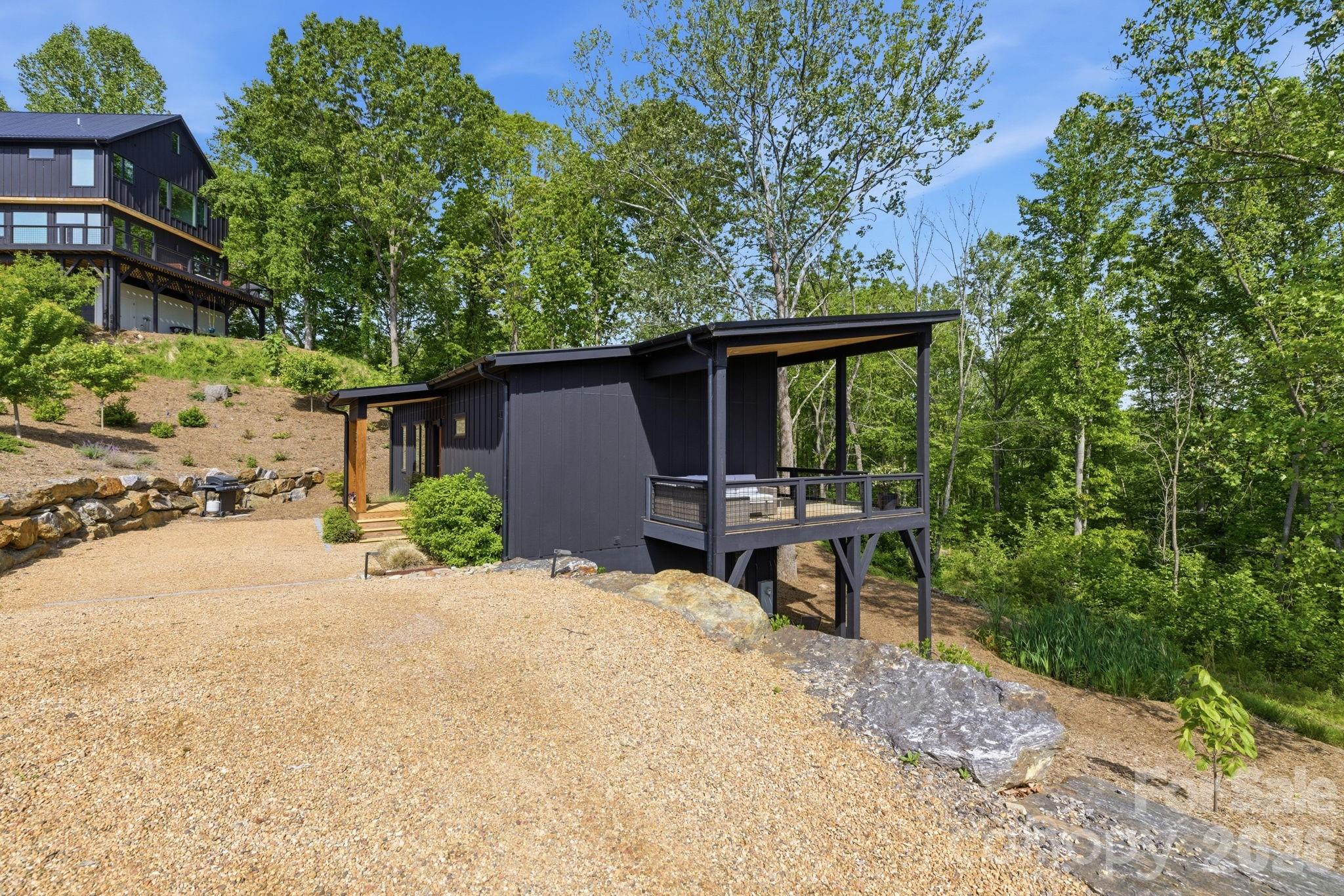 306 Broad Vista Lane Asheville NC 28804
