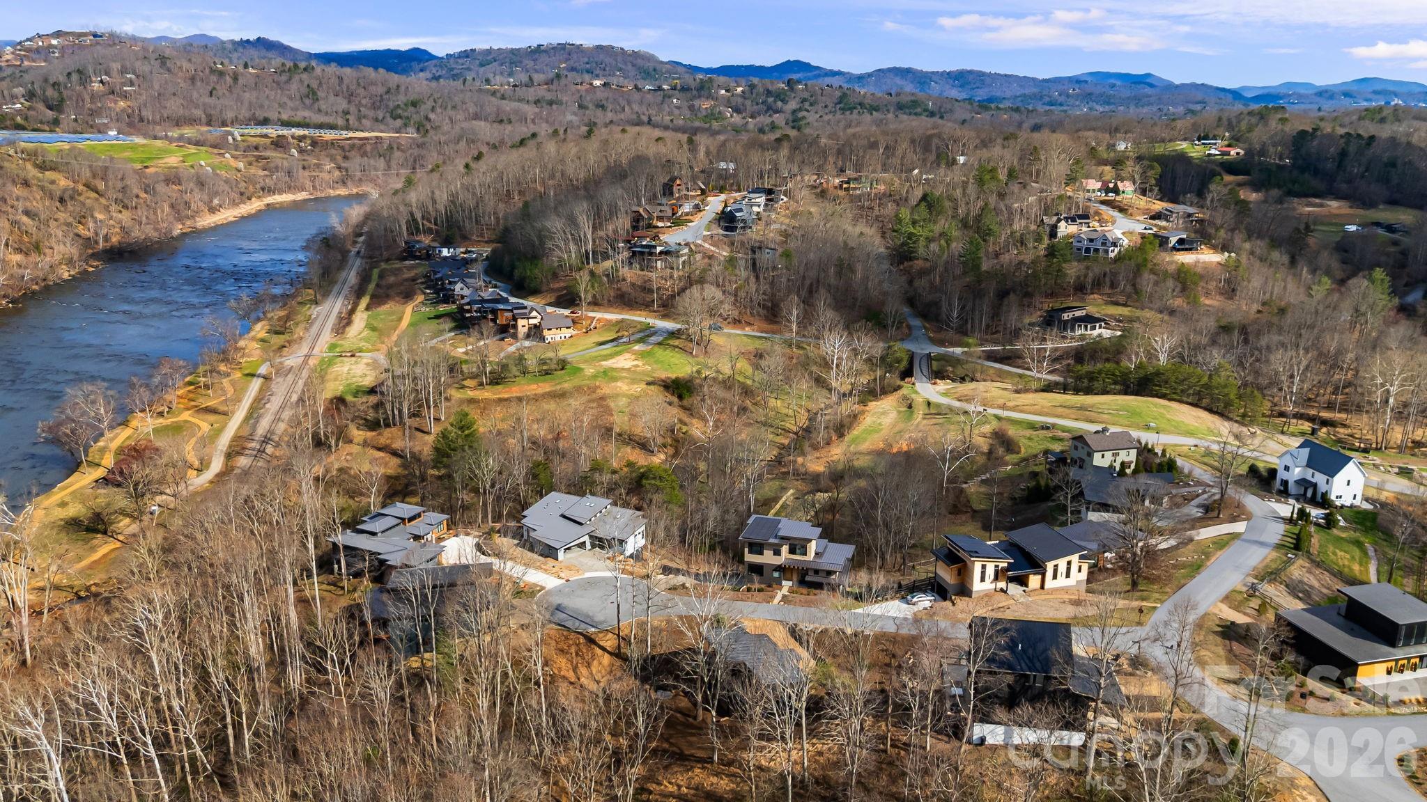 306 Broad Vista Lane Asheville NC 28804