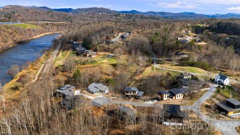 306 Broad Vista Lane Asheville NC 28804