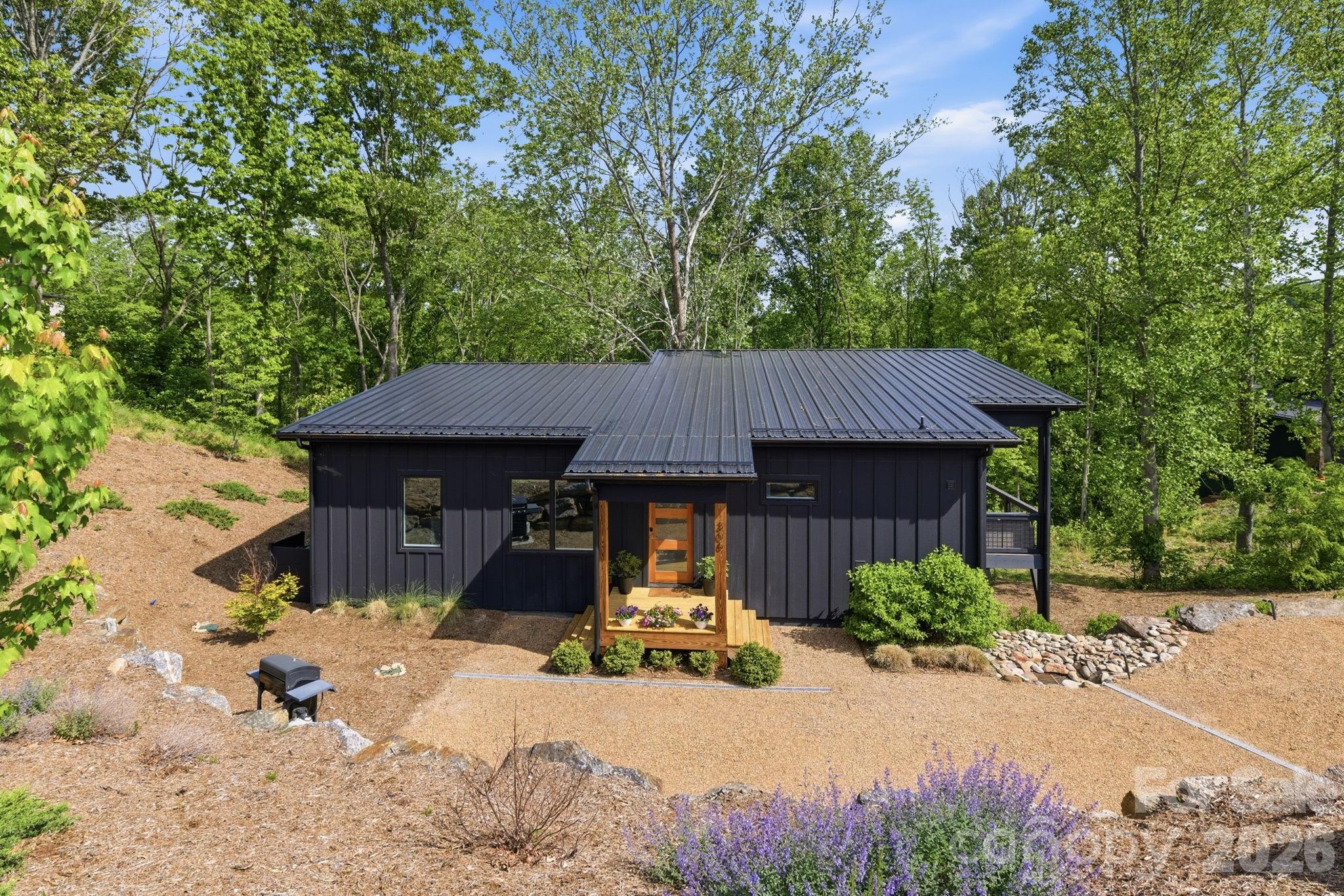 306 Broad Vista Lane Asheville NC 28804