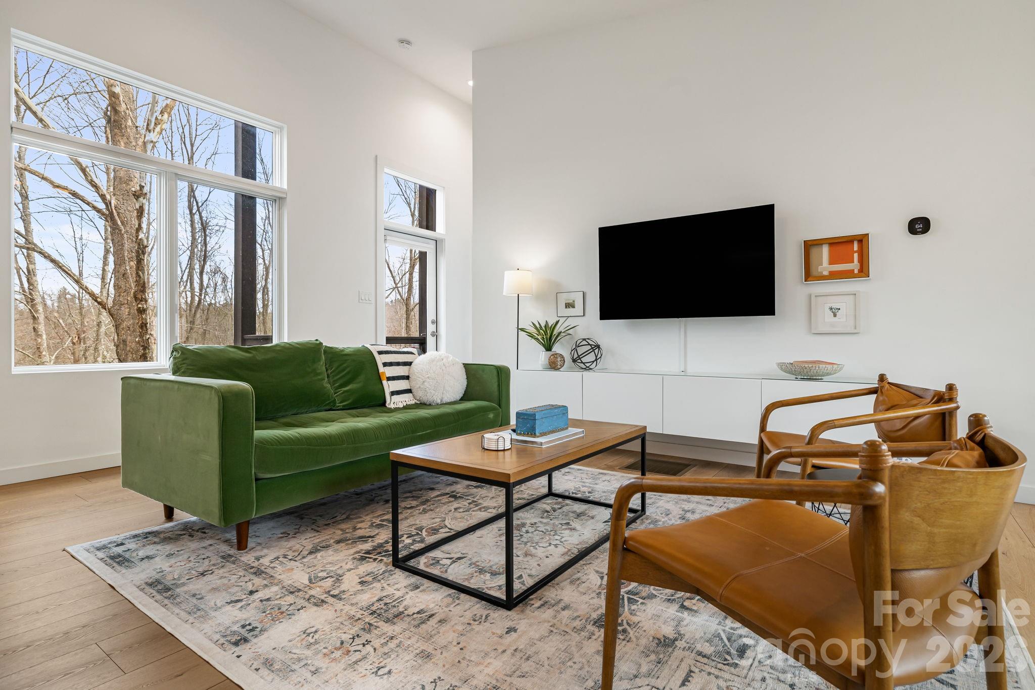 306 Broad Vista Lane Asheville NC 28804