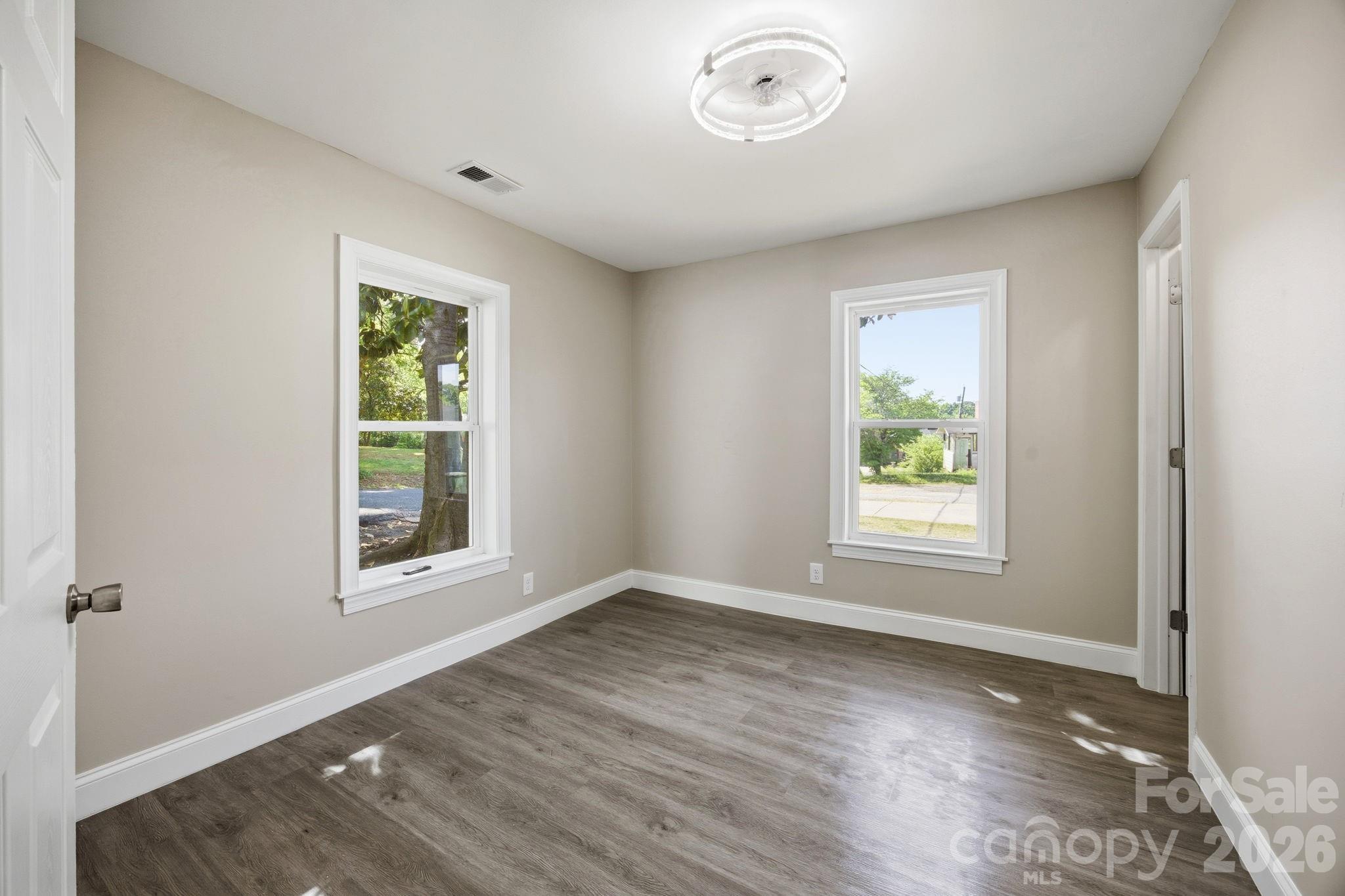 23 Flowe Street NW Concord NC 28027