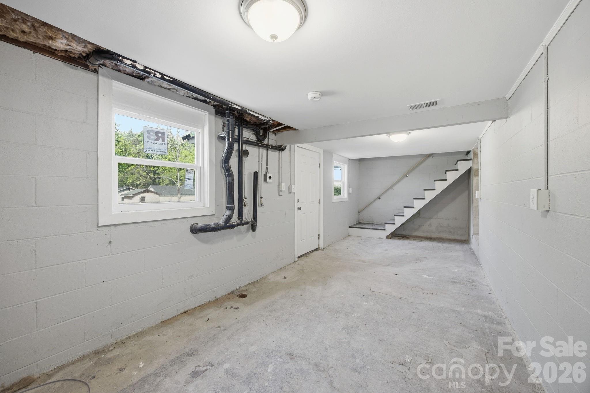 23 Flowe Street NW Concord NC 28027