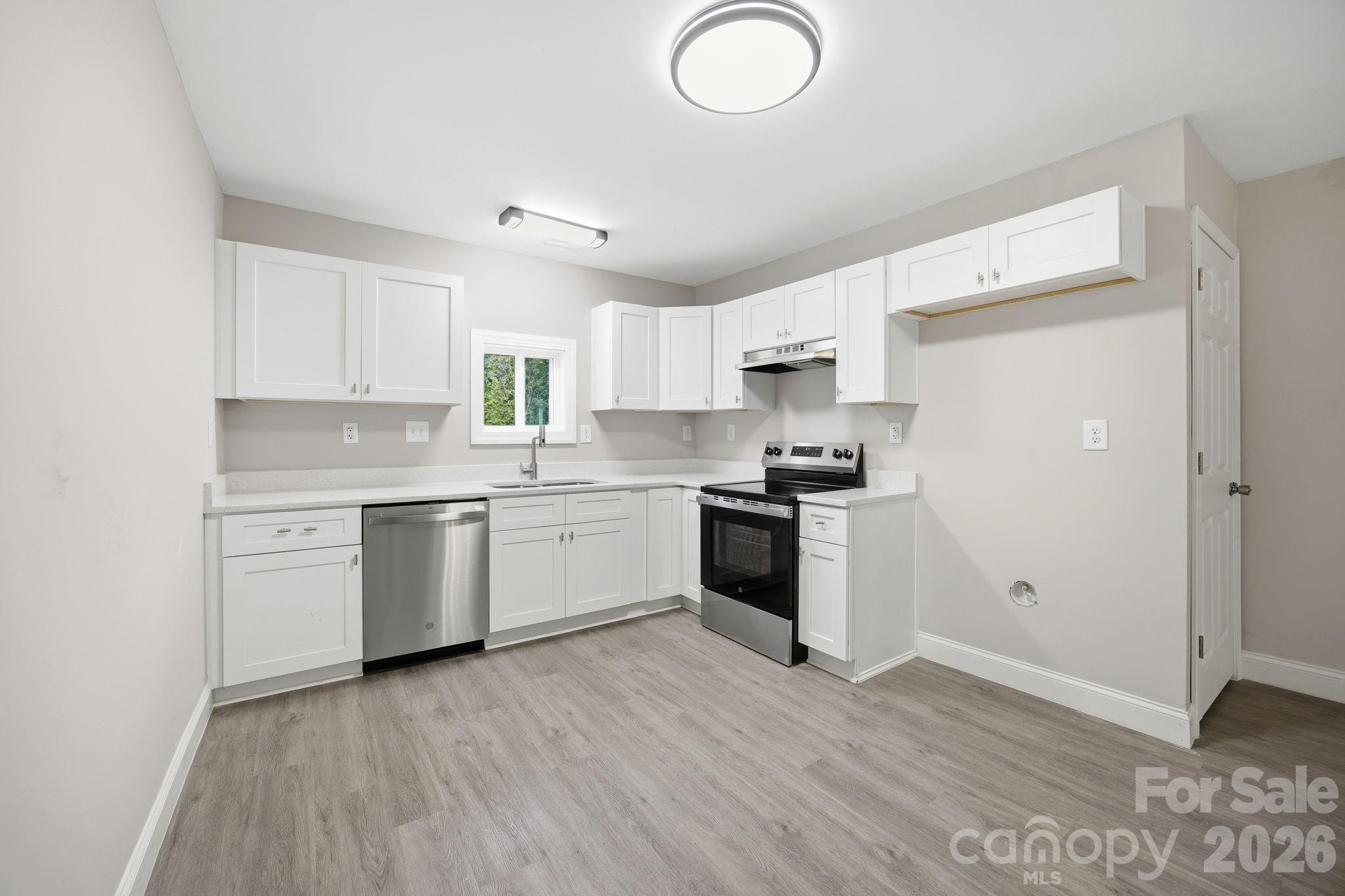 23 Flowe Street NW Concord NC 28027